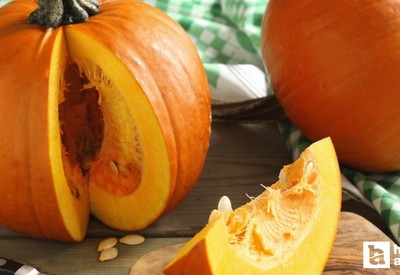 Sakın çöpe atmayın: Kabak çekirdeği bu tarifle şifa deposu oluyor