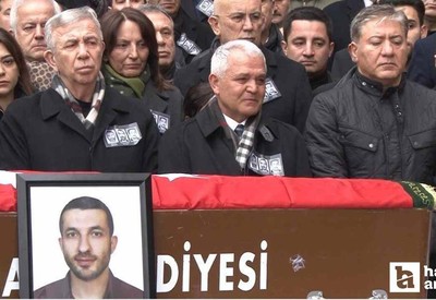 Zift yüklü kamyonun altında kalarak hayatını kaybeden üç işçi için tören düzenlendi