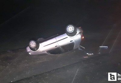 Bolu'da ters dönen otomobilde 1'i bebek 4 kişi yaralandı