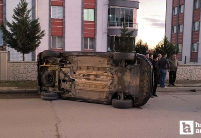 Kırıkkale'de 15 yaşındaki sürücü polislerden kaçarken trafik kazasına neden oldu