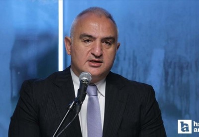 Bakan Ersoy'dan otel yangını açıklaması: Çalışmalara hızla devam ediyoruz