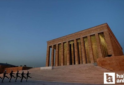 Samsunlu mübadiller Başkent'e gelerek Anıtkabir'i ziyaret etti