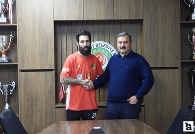 Gençlerbirliği'nden ayrılan Jimmy Durmaz Etimesgutspor'a transfer oldu