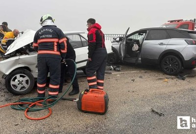Çankırı'da otomobiller çarpıştı: 1 ölü 2 yaralı