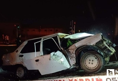 Çorum'da alkollü sürücünün yaptığı kazada 1'i ağır 2 kişi yaralandı