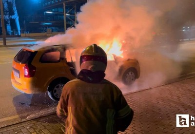 Ankara Yolu'nda alev alan araç hurdaya döndü