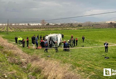 Denizli'de öğrenci servisi devrildi! 2 öğrenci hayatını kaybetti, 26 kişi yaralandı!