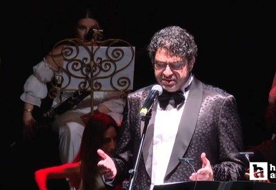 Hakan Taşıyan Ankara'da Müslüm Gürses şarkılarını orkestrayla seslendirdi