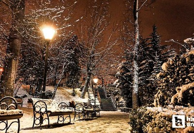 Kuğulu Park'ta kar manzarası görenleri etkiledi