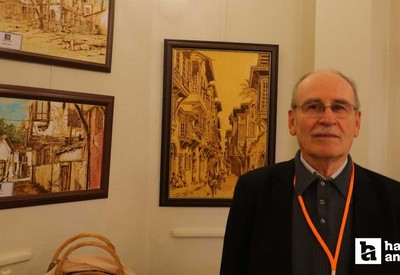 Ahşap yakma sanatının son temsilcilerinden Eroğlu, sergi için Ankara'yı seçti