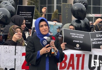 28 Şubat darbe mağdurları Ankara Adliyesi önünde