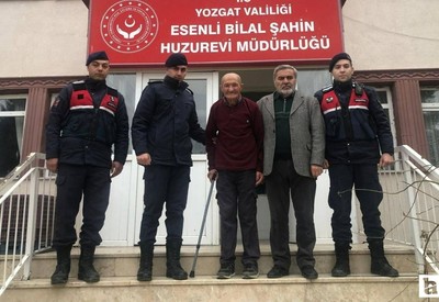 Yozgat'ta kaybolan yaşlı adam yol kenarında bulundu