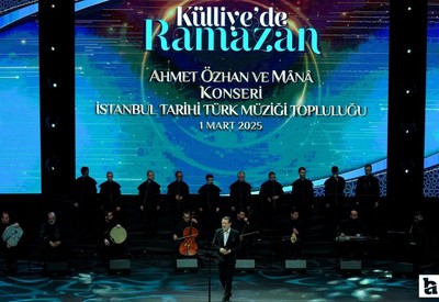 Cumhurbaşkanlığı Külliyesi'nde konser: Ahmet Özhan sahne aldı