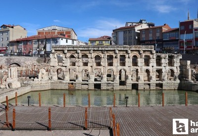 Yozgat'ta ki tarihi Roma Hamamı yaz aylarında ziyaretçi akınına uğruyor