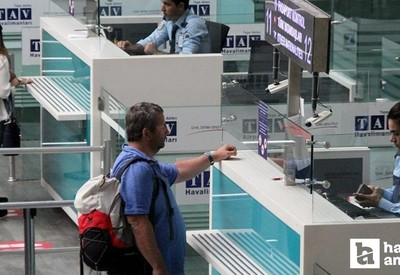 Yurt dışı çıkışında para limiti artırıldı