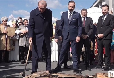 Erdoğan İstanbul'da nevruz ateşini yaktı
