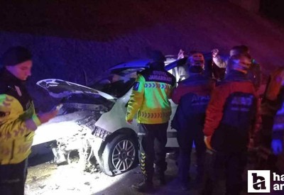 Aydın'da araç bariyere ok gibi saplandı: 4 kişi yaralandı