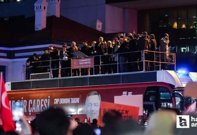 Başkentte izinsiz gösteriye müdahale: 2 polis yaralandı