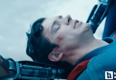 Superman filmine daha yakından bakma fırsatı: Sahne yayınladılar