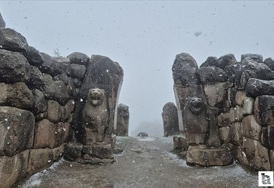 Hattuşa Antik Kenti beyaza büründü: Seyir keyfi oluştu