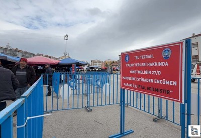 Çorum'da domatesleri çöpe döken pazarcının satış yeri kapatıldı