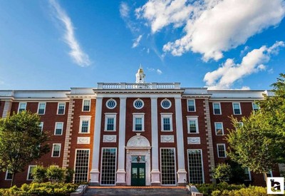 Harvard Üniversitesi Trump yönetiminin tehdidine boyun eğmedi