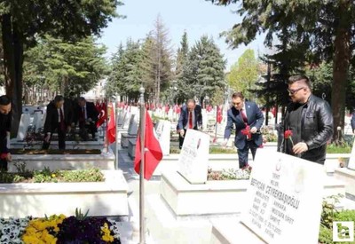 Ankara Cebeci Askeri Mezarlığı'nda şehitler dualarla anıldı