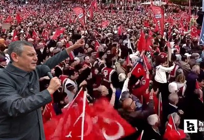 CHP lideri Özgür Özel'den emeklilere yeni seçim vaadi: Emekli maaşına asgari ücret zammı!