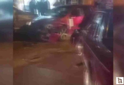 Sincan'da alkollü sürücü park halindeki araçlara çarptı