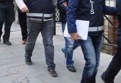 Ankara'da polis-savcı kılığında girip 15 milyon dolandırdılar