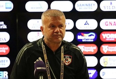 Gaziantep FK teknik direktörü Volkan Kazak, Başakşehir maçını değerlendirdi