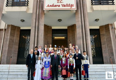 Ankara Valisi Şahin, Valilik binasında dünya çocuklarını ağırladı