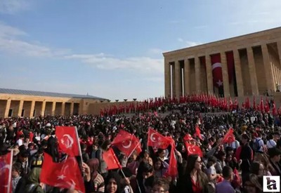 23 Nisan coşkusu Anıtkabir'de yaşandı