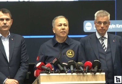3 Bakan İstanbul depremi hakkında bilgilendirme yaptı