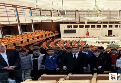 Ankara Pursaklar Borsa İstanbul MTAL, Gazi Meclis'i ziyaret etti