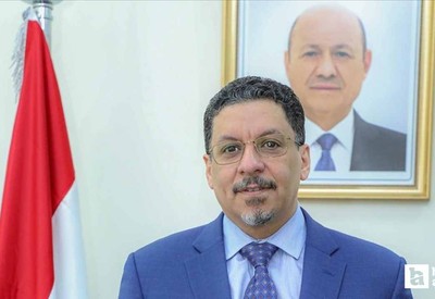 Yemen Başbakanı Mübarek sosyal medyadan istifasını duyurdu