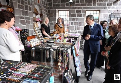 Altındağ Belediyesi El Ürünleri Satış Pazarında Anneler Günü heyecanı