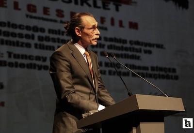Etimesgut Belediyesinin 'Beyaz Motosiklet' belgesel gösterimine yoğun ilgi
