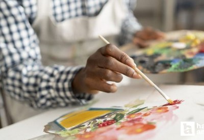 9 yaşındaki küçük ressam Ankara'da ilk kişisel sergisini açtı