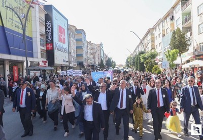 Sincan'da ailenin önemine dikkat çekmek için yürüyüş düzenlendi