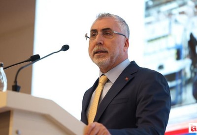 Vedat Işıkhan 10 bin engelli birey için iş fırsatı sunulacağını açıkladı