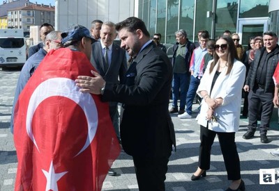 Kahramankazan Belediyesi'nden engelli bireylere temsili askerlik töreni