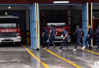 ABB itfaiyesi yılın ilk 4 ayında 3 binden fazla yangına müdahale etti
