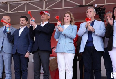 Özgür Özel ve Mansur Yavaş "Ankara Yarı Maratonu ve Halk Koşusu" programında konuştu