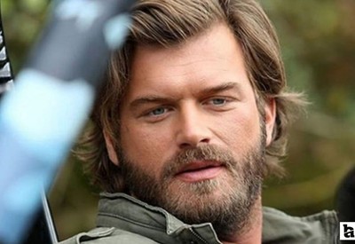 Kıvanç Tatlıtuğ yıllardır mücadele ettiği hastalığını açıkladı