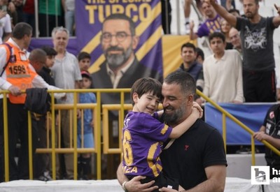 Arda Turan Eyüpspor'a veda etti