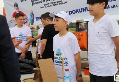 Gölbaşı'nda Teknolojiye İlk Dokunuş programında projeler sergiledi
