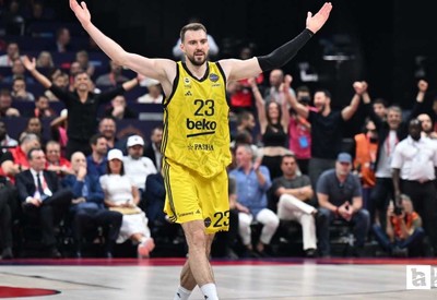 Monaco'yu deviren Fenerbahçe Beko EuroLeague şampiyonu oldu