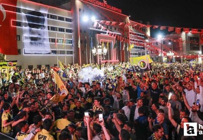 Keçiören Belediyesi şampiyonluk maçını dev ekranda yayımladı