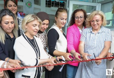 Etimesgut Belediyesi'nin Turkuaz ve Atabey ETİSEM Sergisi açıldı